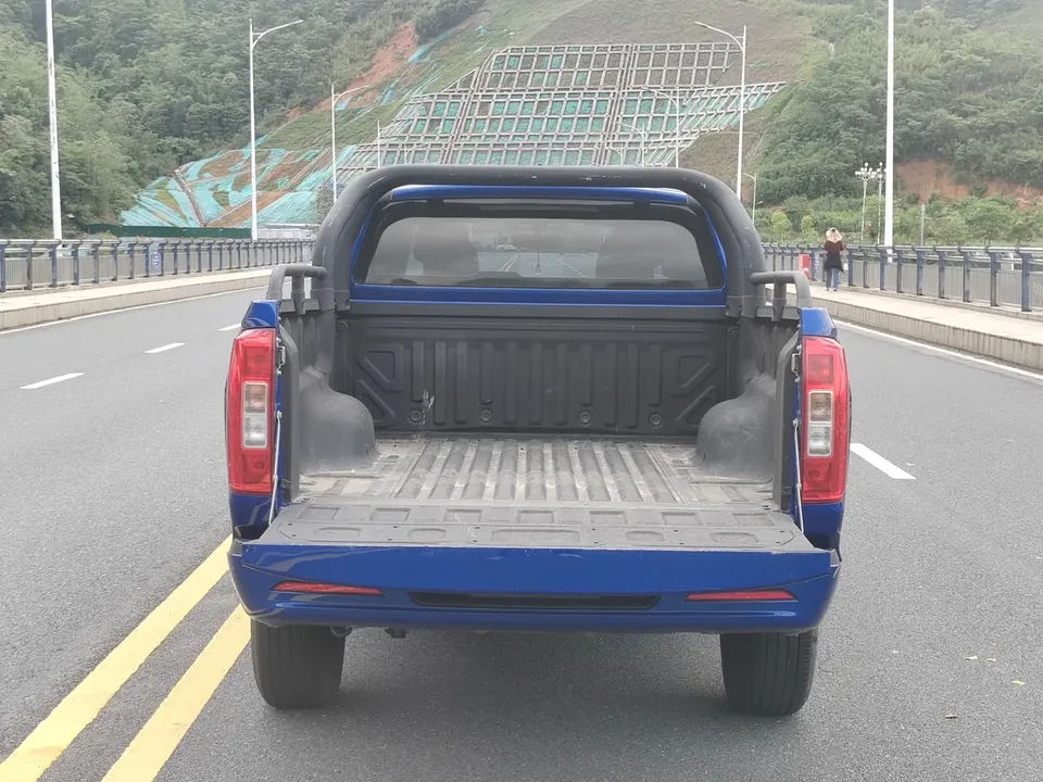 Great Wall gun Pao Commercial Edition 2.0T Diesel Automatic 2WD Pilot Long Box GW4D20M 2023 — миниатюра 3
