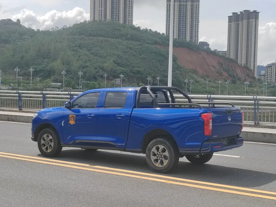 Great Wall gun Pao Commercial Edition 2.0T Diesel Automatic 2WD Pilot Long Box GW4D20M 2023 — миниатюра 4