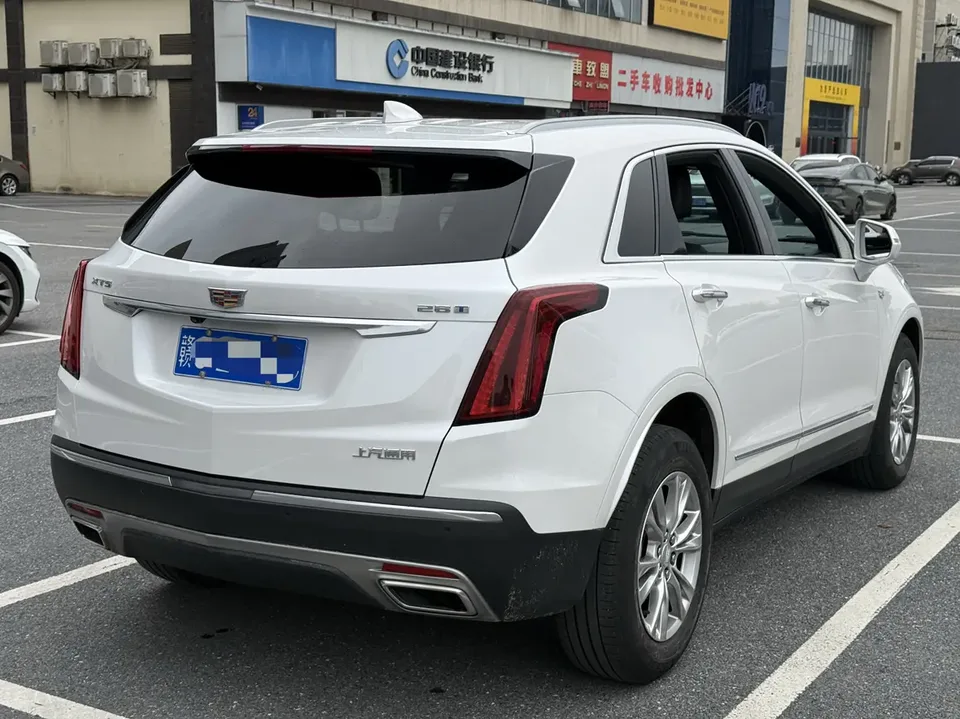 Cadillac XT5 XT5 2022 Cadillac XT5 2022 2.0T two-wheel drive luxury model 2022 — thumbnail 4