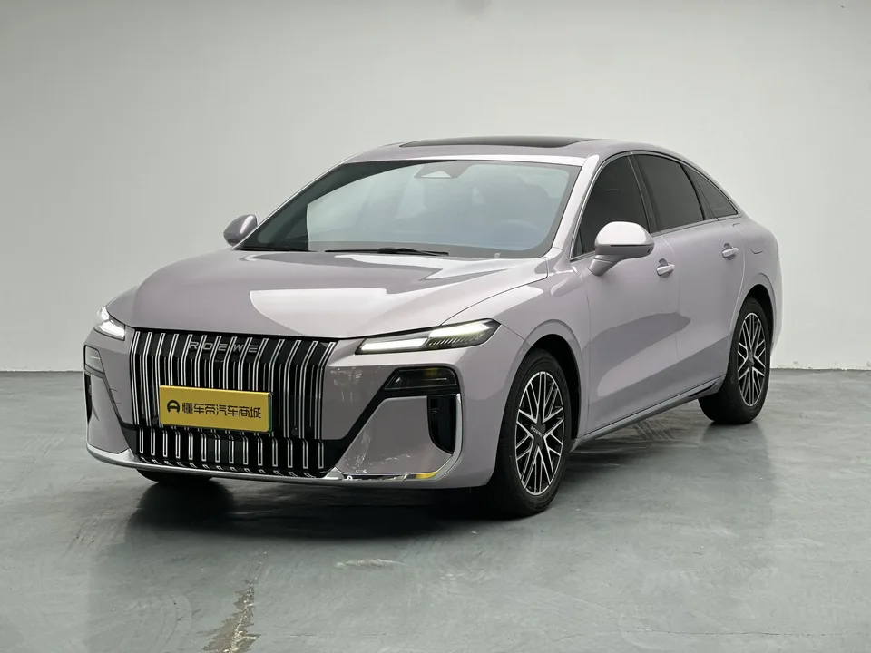 Roewe M7 DMH 2025