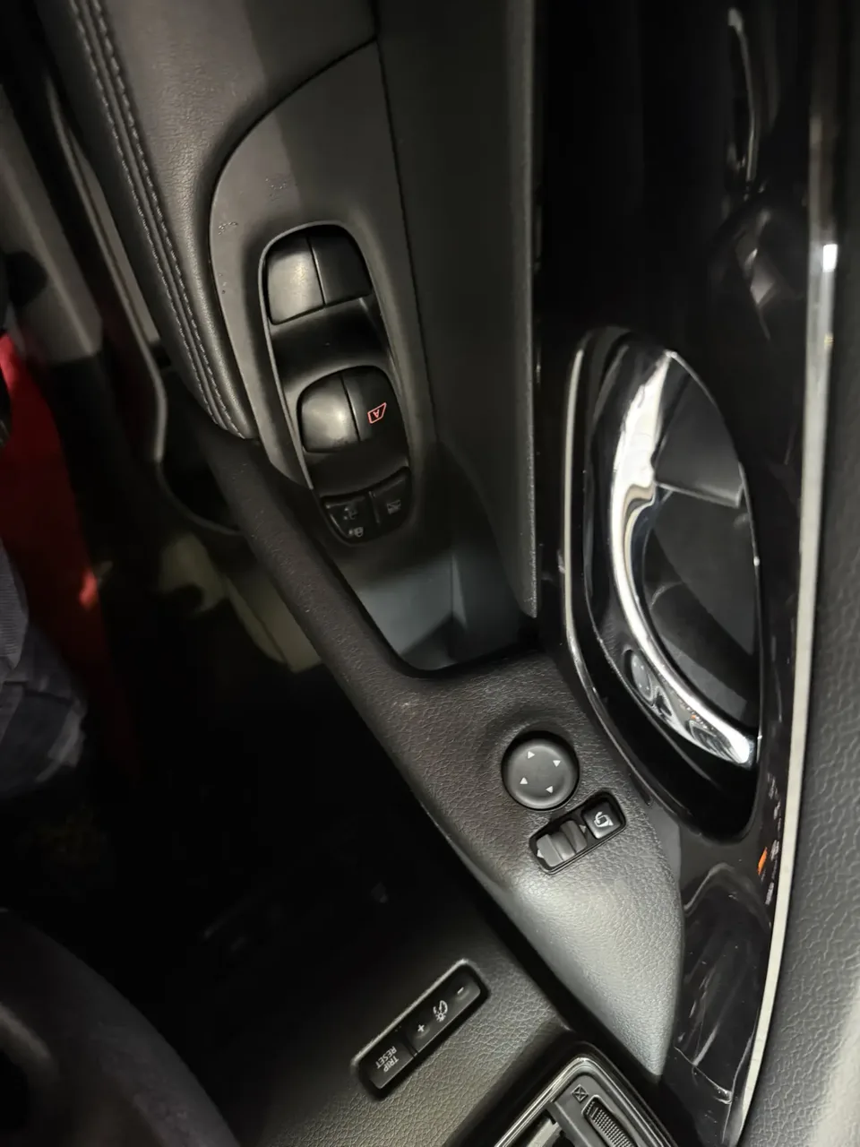 Nissan X-Trail X-Trail 2022 2.0L 2WD Intelligent Link Premium Edition 2023 — миниатюра 3