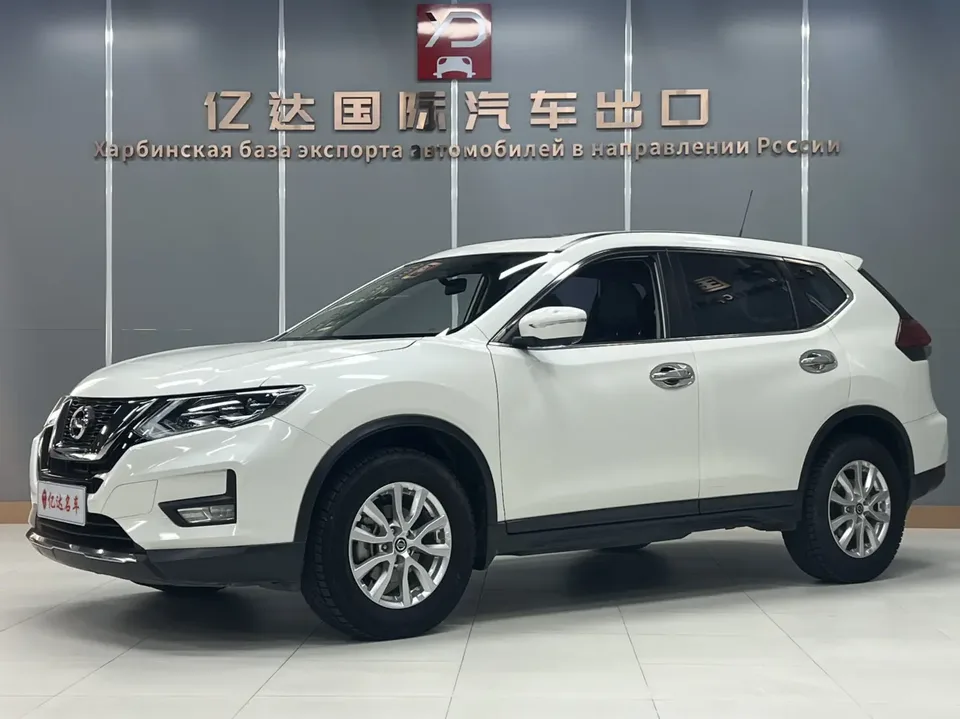 Nissan X-Trail Qijun 2022 2.0L 2WD Smart Link Premium Edition 2022 — photo 1, buy with delivery to Moscow