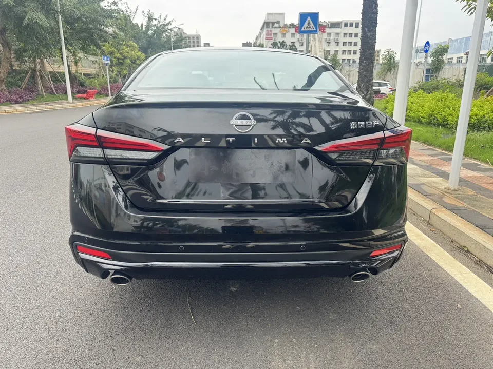 Nissan Altima 2.0L XE Pure Edition 2023 — миниатюра 2