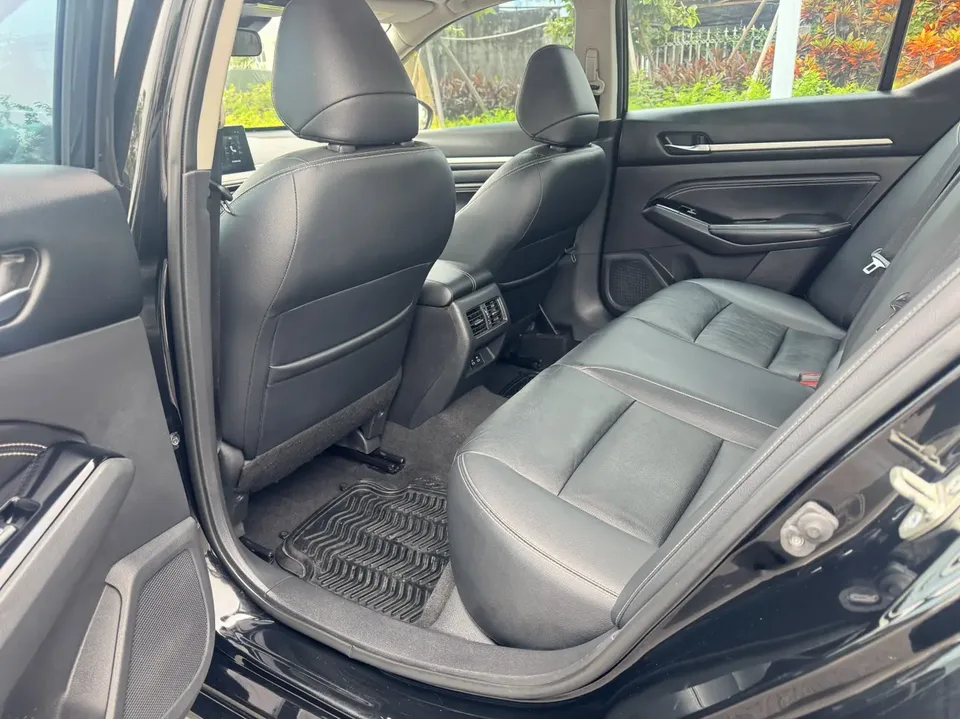 Nissan Altima 2.0L XE Pure Edition 2023 — миниатюра 3