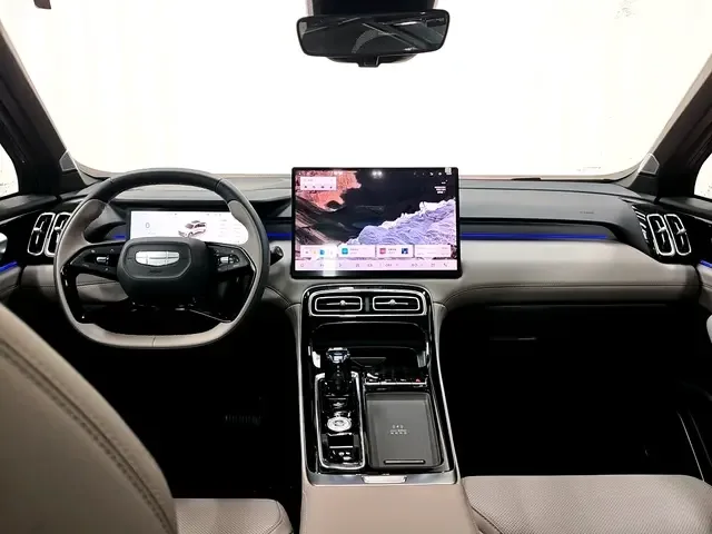 Geely Atlas L fourth generation 1.5TD DCT Shanhe 2026 — миниатюра 4