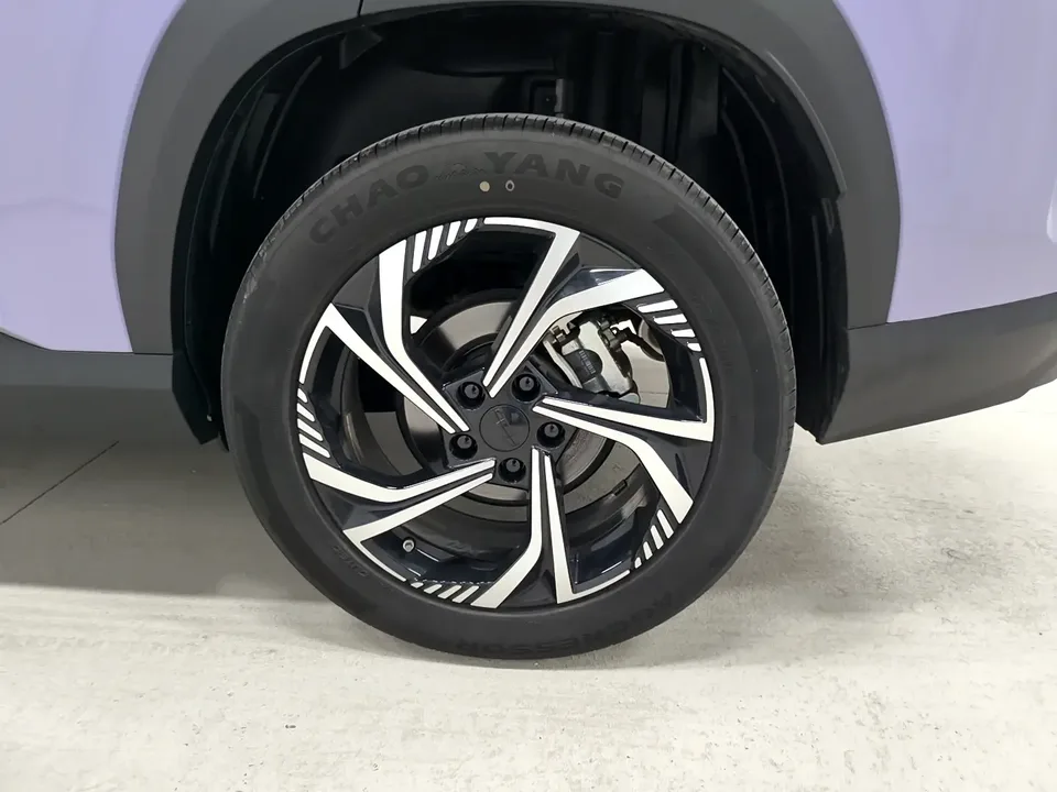 Geely Atlas 1.5TD Smart Link + 2024 — миниатюра 3