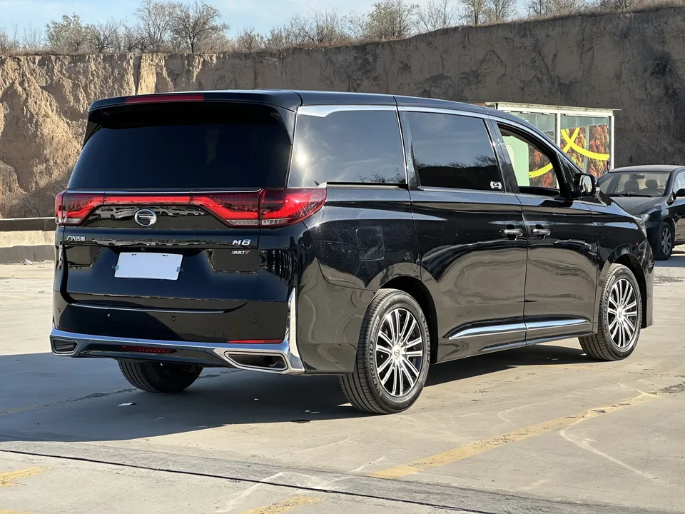 GAC Trumpchi M8 Trumpchi M8 2023 Trumpchi M8 2023 Lingxiu Series 390T Premium Edition 2023 — thumbnail 4