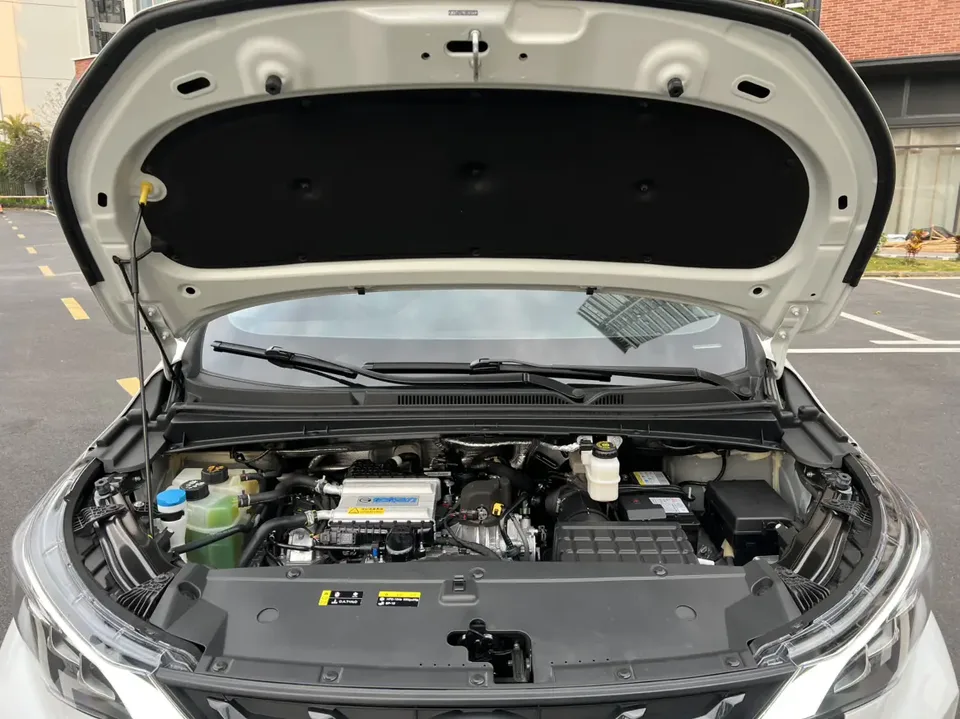GAC Trumpchi M6 Trumpchi M6 2023 Trumpchi M6 2023 PRO 270T WDCT Luxury Edition 2024 — thumbnail 3