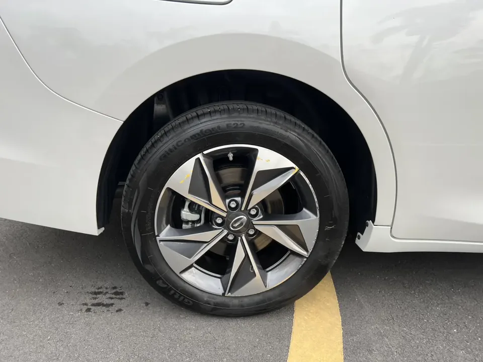 GAC Trumpchi M6 Trumpchi M6 2023 Trumpchi M6 2023 PRO 270T WDCT Luxury Edition 2024 — thumbnail 4