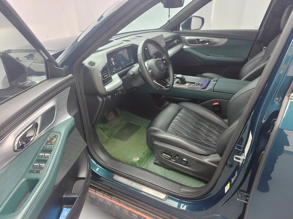 GAC Trumpchi GS8 Trumpchi GS8 2022 Dual Engine Series 2.0TM Hybrid 4WD Premium Edition 7 Seaters 2022 — миниатюра 3
