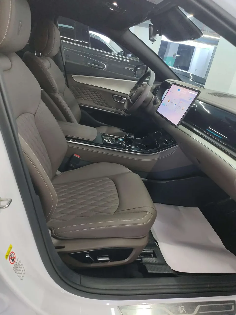 BYD Han EV Champion Edition 605KM Premium 2023 — миниатюра 3