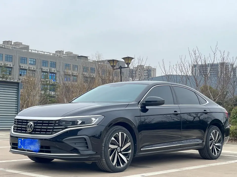 Volkswagen Passat 2024