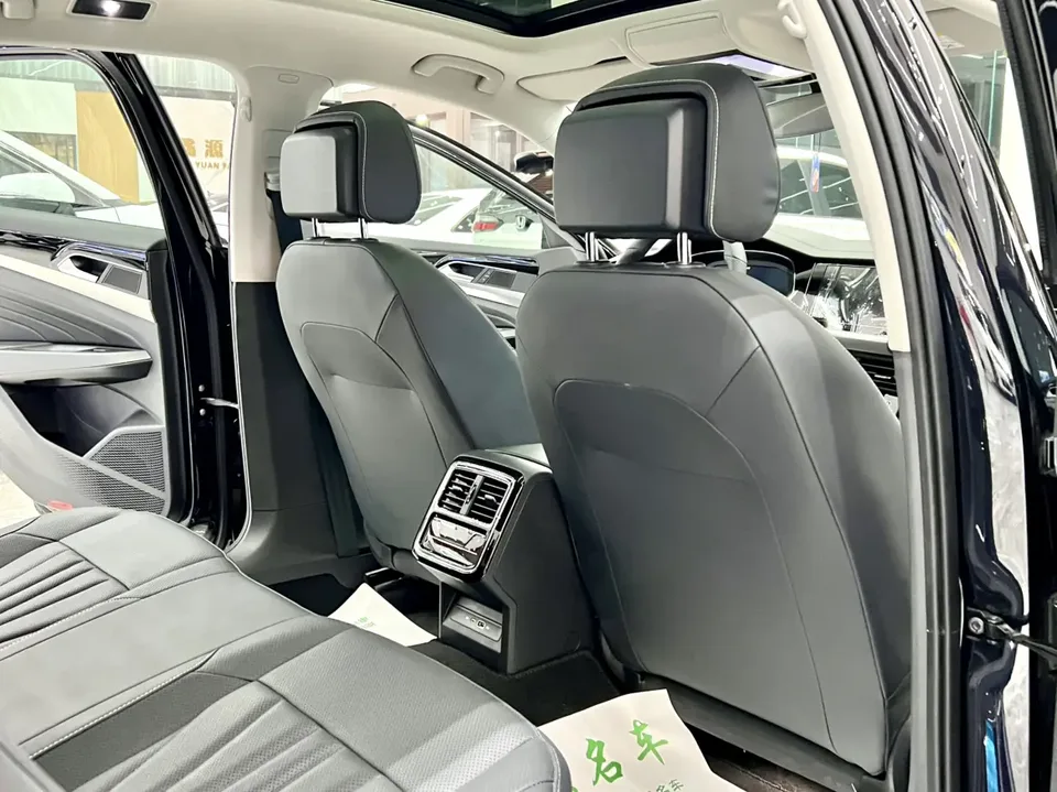 Volkswagen Passat Passat 2025 Outstanding Model 380TSI Longteng Edition 2025 — миниатюра 4