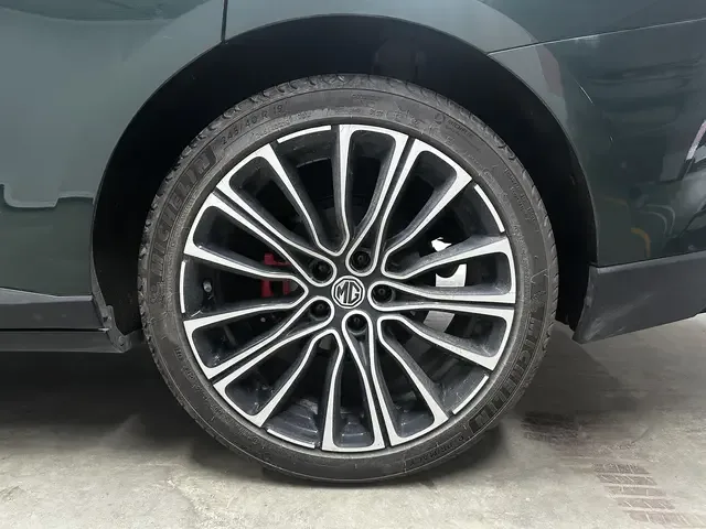 MG 7 MG7 2025 2.0T Automatic Luxury Edition 2025 — миниатюра 3