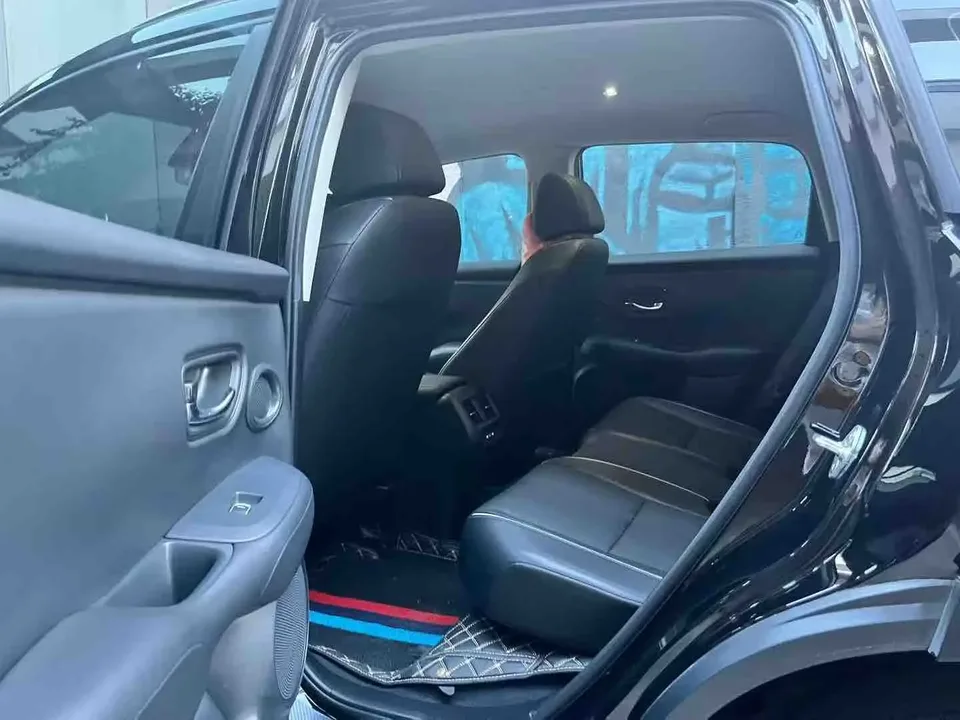 Honda HR-V 240TURBO CVT Jinrui Edition 2023 — миниатюра 5