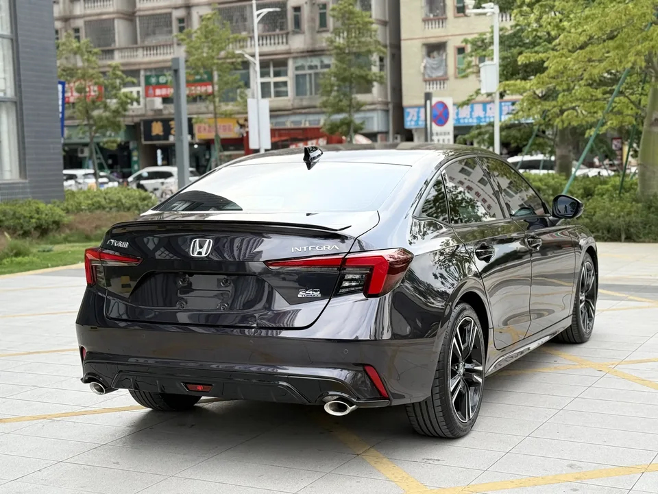 Honda Integra HATCHBACK 240TURBO CVT Magic NightDeluxe Edition 2023 — миниатюра 2