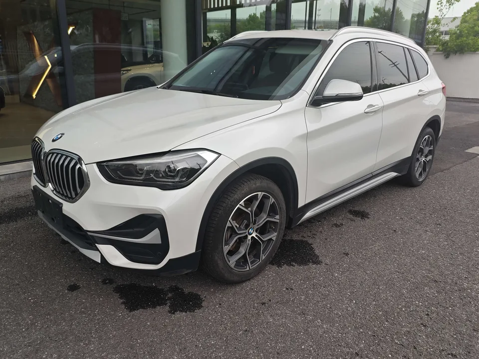 BMW X1 BMW X1 2022 sDrive20Li Exclusive Model 2022 — фото 1, купить с доставкой в Москву