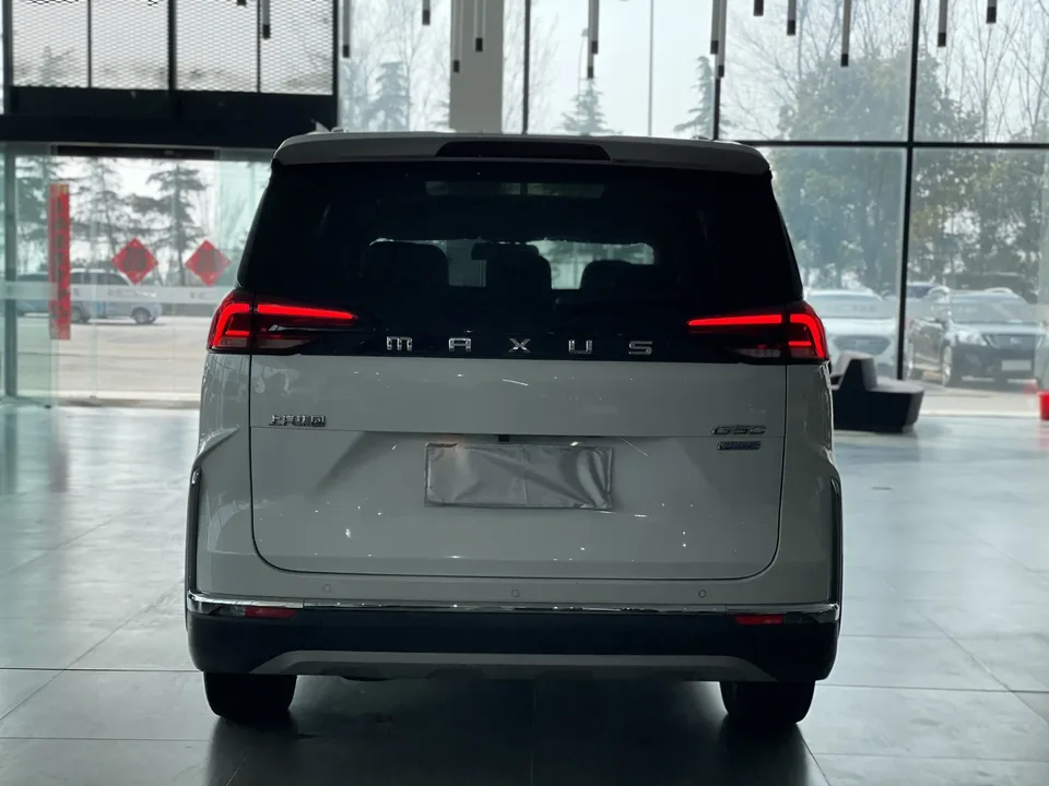 Datong Maxus G50 PLUS 1.5T automatic escort version 2022 — миниатюра 5