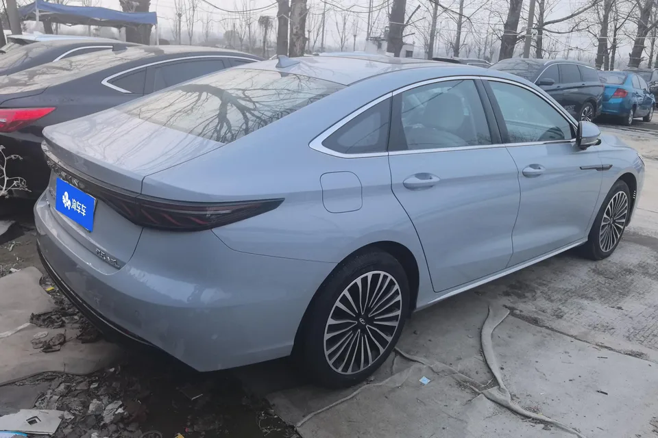 Chery Fengyun A8L Fengyun A8L 2025 145km Luxury Model 2024 — миниатюра 3