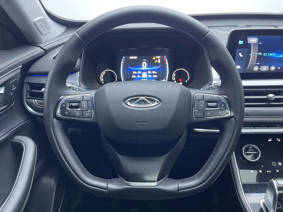 Chery Tiggo 8 Tiggo 8 2025 Excellence Edition 230TCI Automatic Luxury Edition 2025 — миниатюра 4