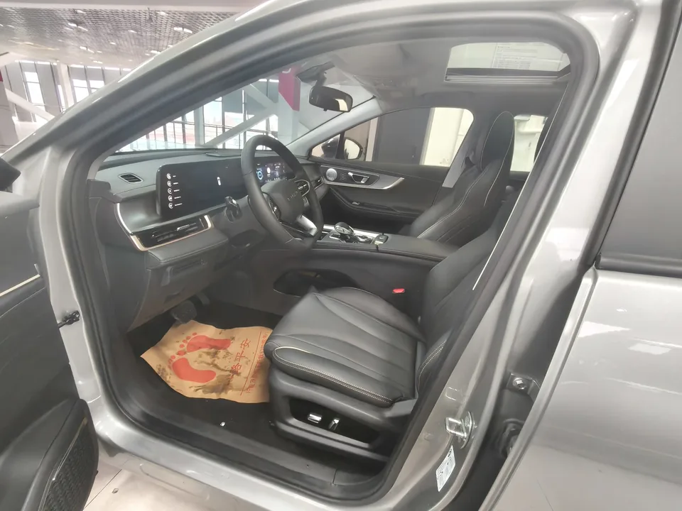 Omoda C5 1.5T CVT Yujie Edition 2023 — миниатюра 4