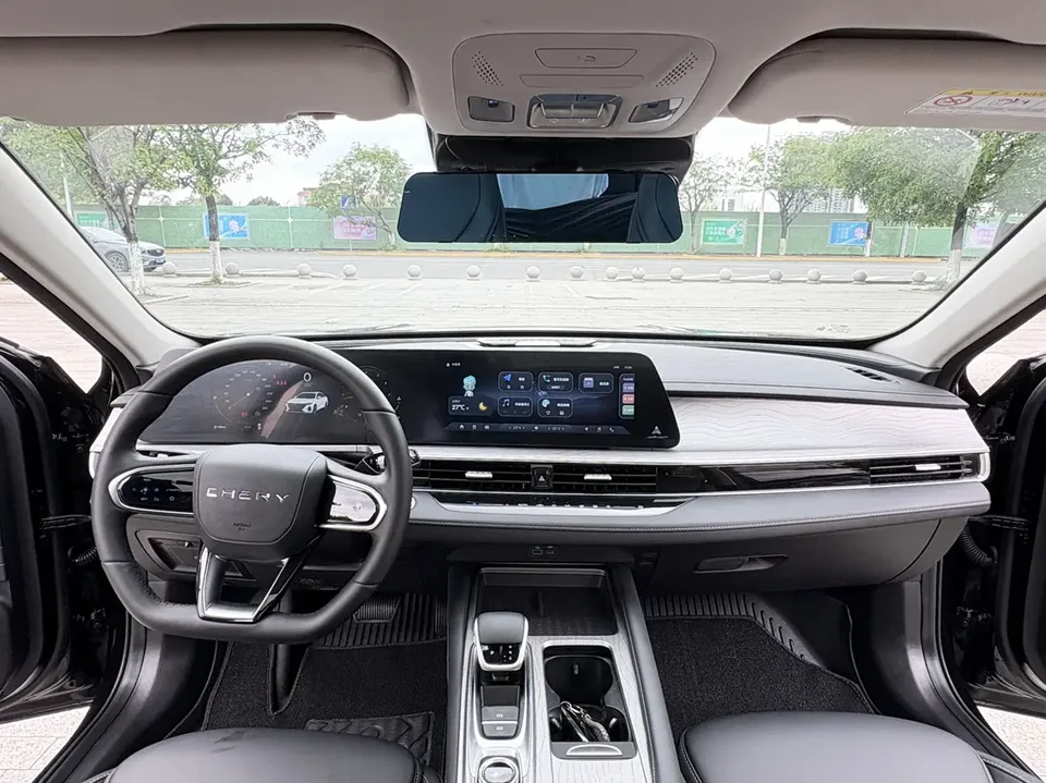 Chery Arrizo 8 1.6TGDI DCT Rui 2025 — миниатюра 5