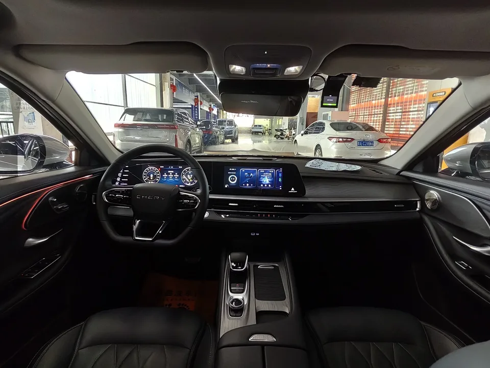 Chery Arrizo 8 1.6TGDI DCT 2023 — миниатюра 3