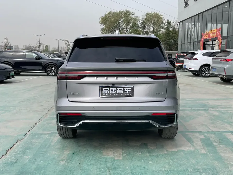 Geely Monjaro Xingyue L 2025 2.0TD High Power Automatic 2WD Dongfang Yao Lanxing Edition 2025 — миниатюра 5