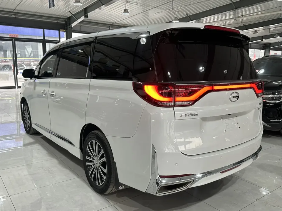 GAC Trumpchi M8 Trumpchi M8 2023 Lingxiu Series 390T Premium Edition 2023 — миниатюра 4