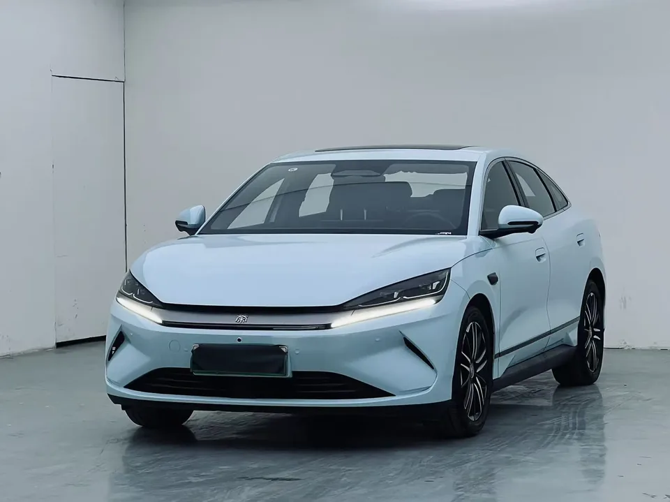 BYD Qin L EV 2025