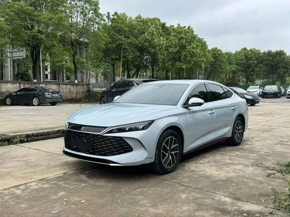 BYD Qin L DM 2025