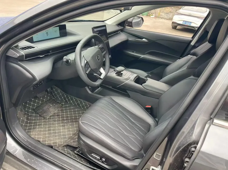 Changan Escape 1.5T DCT 500Bar Flagship 2025 — миниатюра 4