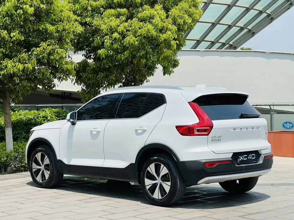 Volvo XC40 Volvo XC40 2024 B3 Zhiyuan Luxury Edition 2023 — миниатюра 2