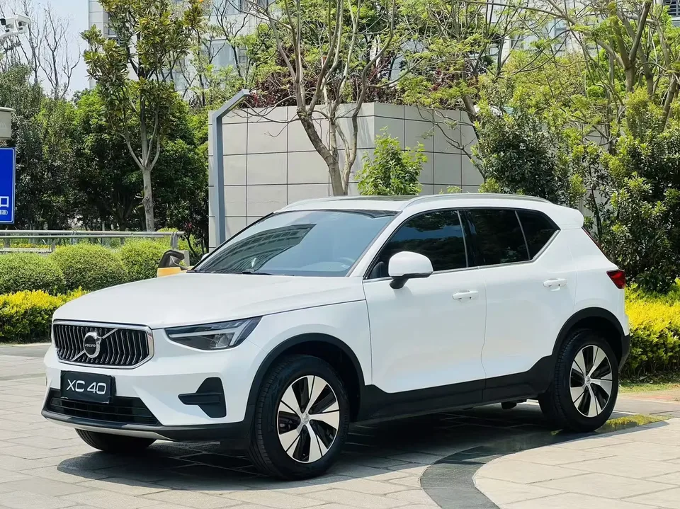 Volvo XC40 2023