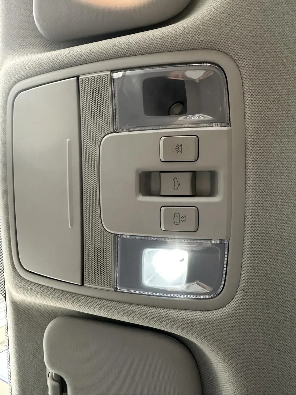 Kia K3 facelift 1.5L CVT fashion version 2022 — миниатюра 5