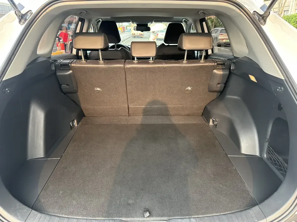 Toyota RAV4 2.0L CVT 4WD Fashion Edition 2022 — миниатюра 4