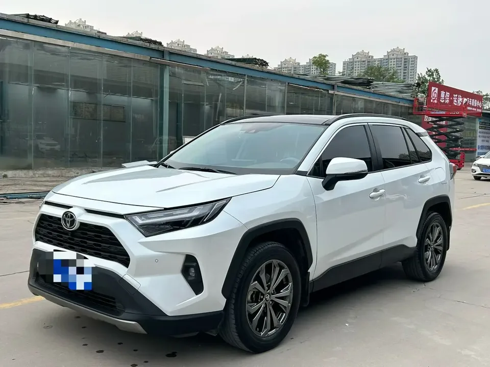 Toyota RAV4 2024