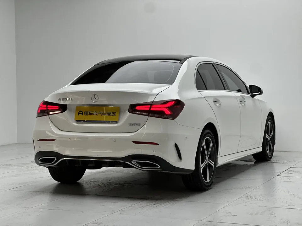Mercedes-Benz Mercedes Benz A Class Mercedes-Benz A-Class 2023 A 200 L Sports Sedan Fashion Edition 2023 — миниатюра 2