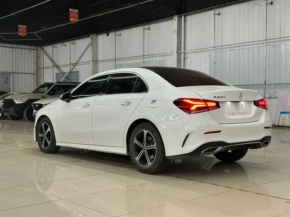 Mercedes-Benz Mercedes Benz A Class Mercedes-Benz A-Class 2022 A 200 L Sports Sedan Fashion Edition 2022 — миниатюра 4