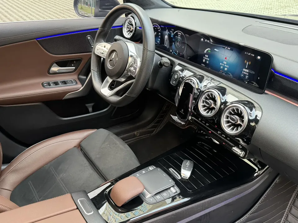 Mercedes-Benz Mercedes Benz A Class Mercedes-Benz A-Class 2023 A 200 L Sports Sedan Dynamic Edition 2023 — миниатюра 3