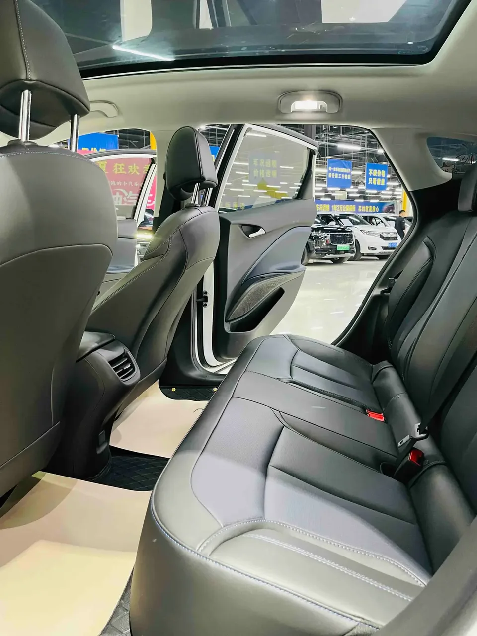 Buick Micro blue 6 450km Enjoy Plus Edition 2025 — миниатюра 3