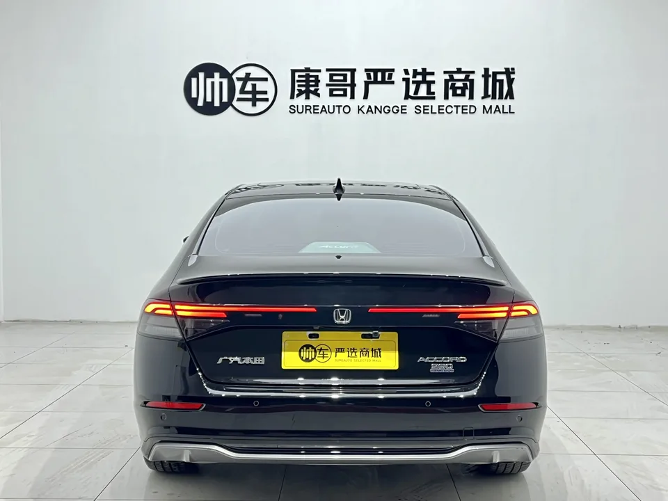 Honda Accord Accord 2025 Sharp T-Motion 260TURBO Premium Edition 2025 — миниатюра 2