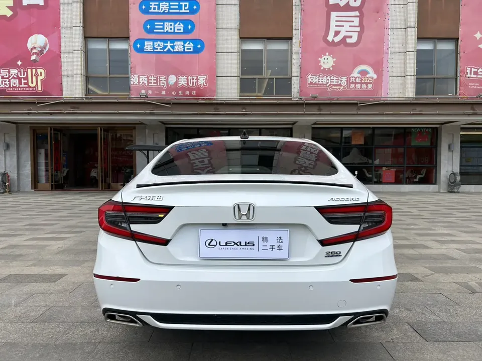 Honda Accord 2022 Accord 260TURBO Fantasy Night Premium Edition 2023 — миниатюра 2
