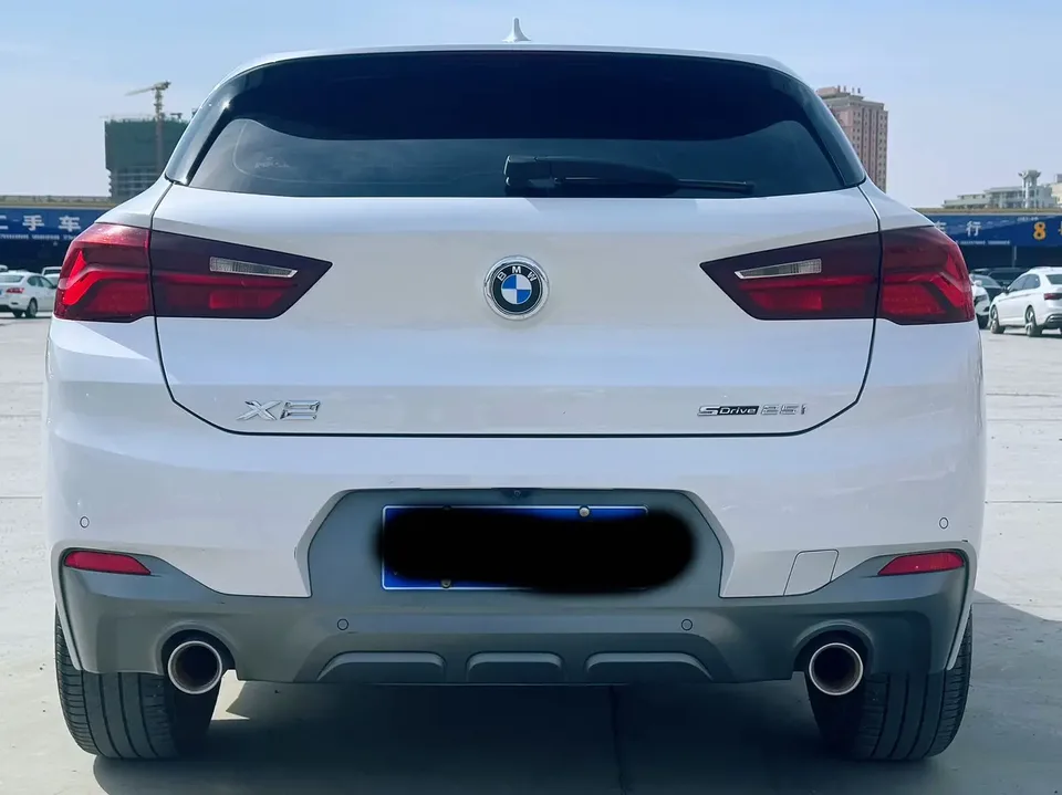 BMW X2 BMW X2 2023 sDrive25i M Sport Night Edition 2023 — миниатюра 2