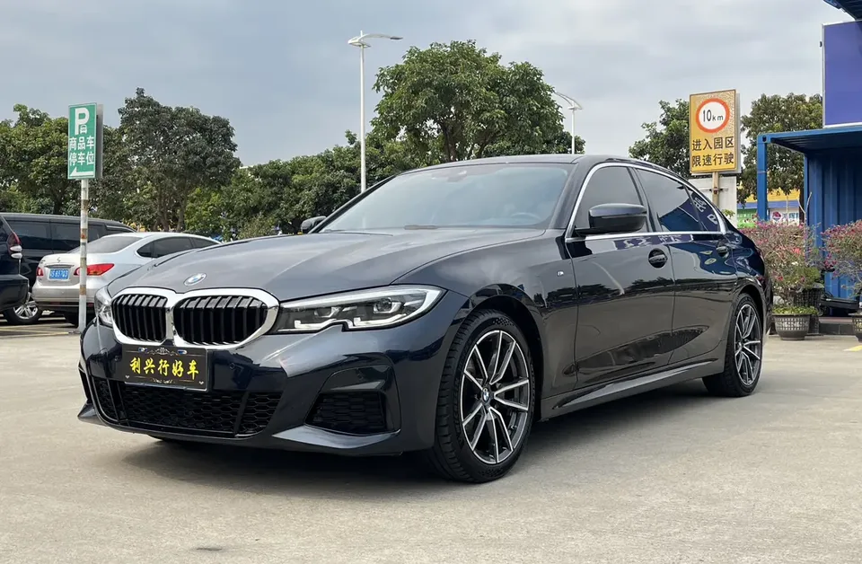 BMW 3 Series 2022