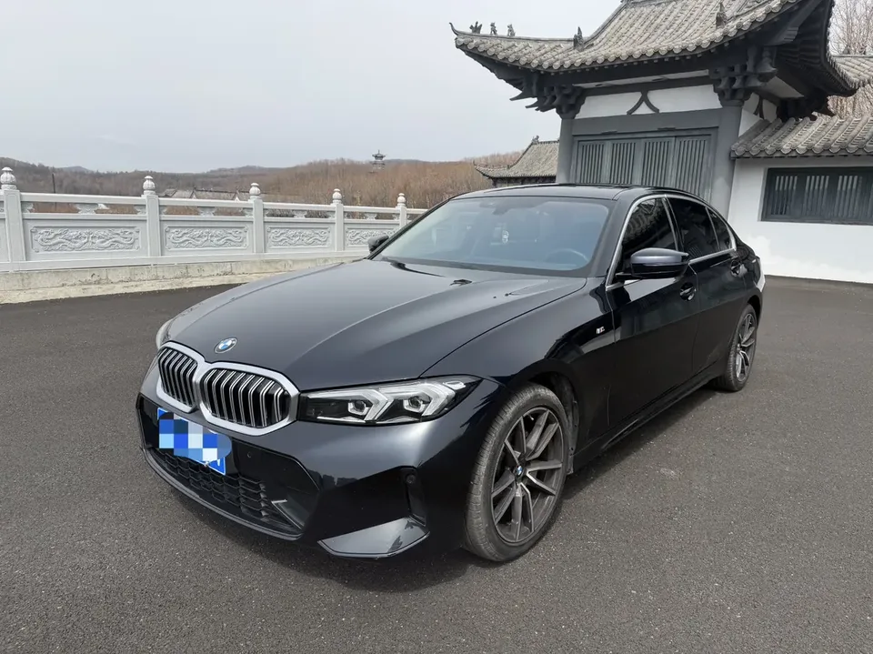 BMW 3 Series 2022