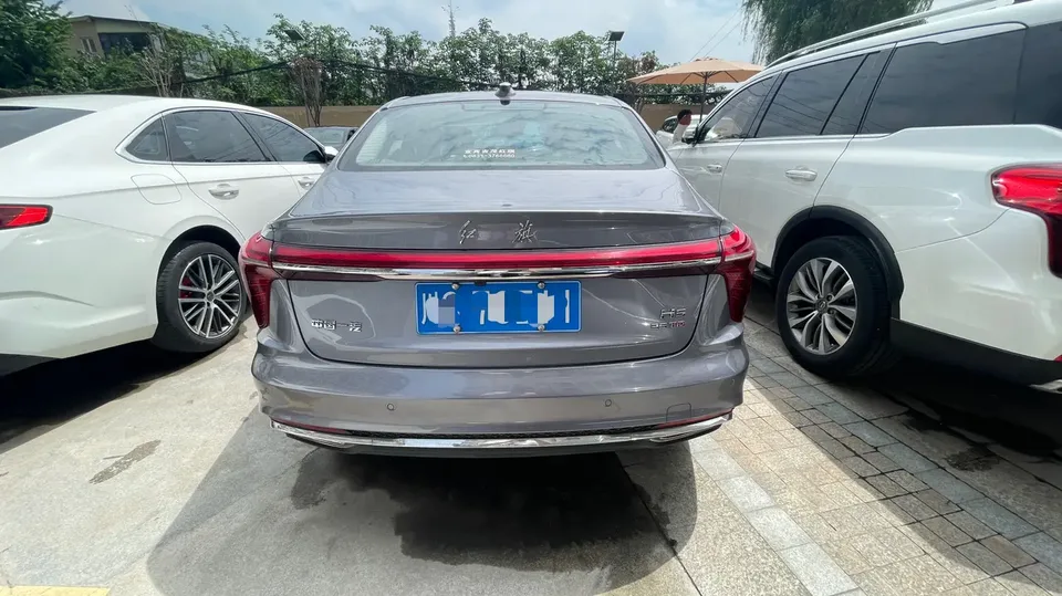 Hongqi H5 Hongqi H5 2023 1.5T DCT Zhilian Qiyue Edition 2023 — миниатюра 5