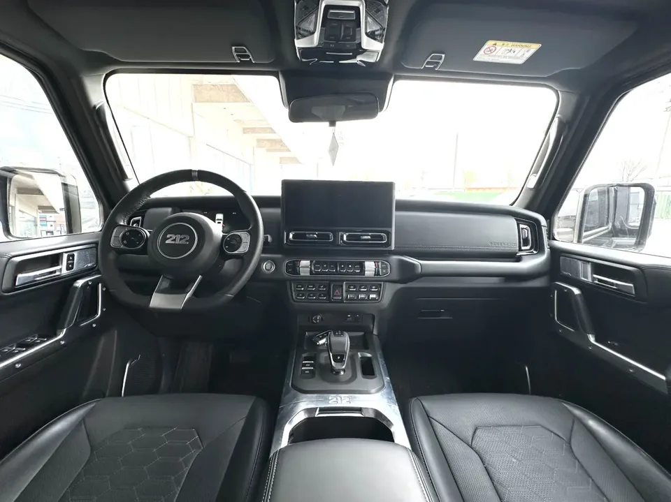 212 T01 212 T01 2024 2.0T Changfeng Edition 2025 — thumbnail 2