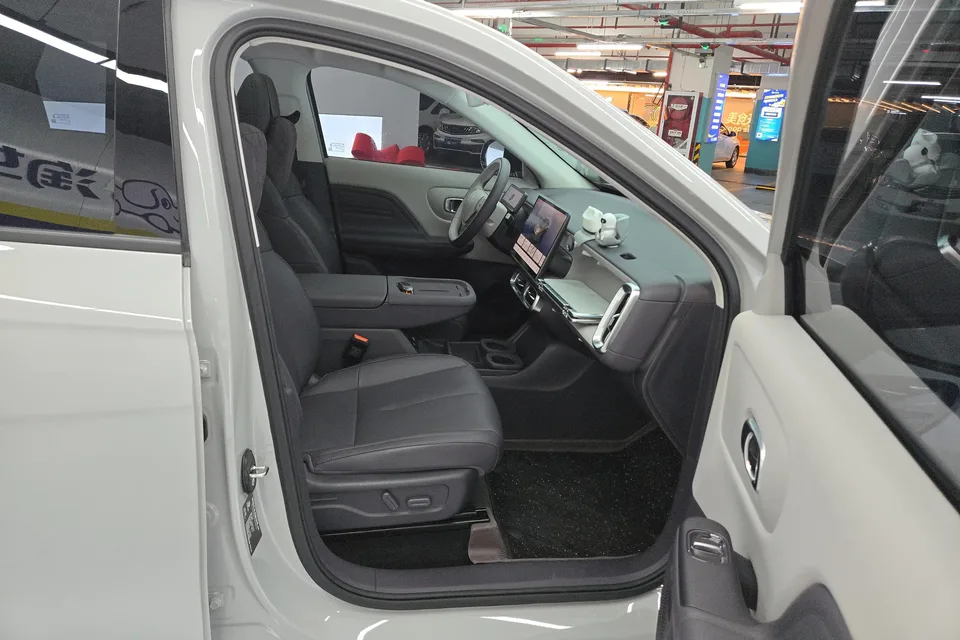 Leapmotor B10 510 LiDAR Edition 2025 — миниатюра 4