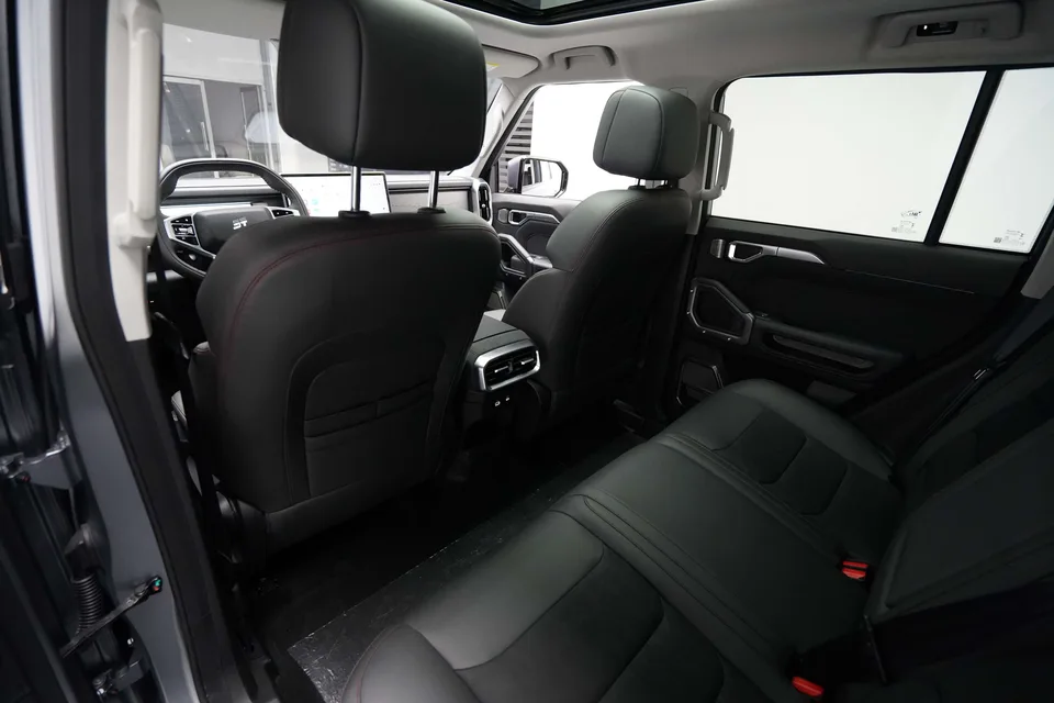 Jetour Jet Traveler Jet Traveler 2023 1.5TD 2WD Discovery PRO 2024 — thumbnail 5